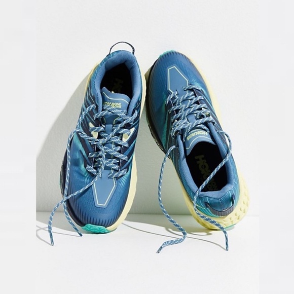 New Free People HOKA Women's Speedgoat 4 Trail Running Sneaker Shoes Womens 6.5 - Picture 4 of 17